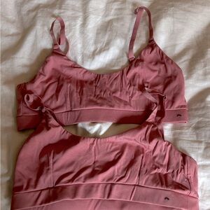 MeUndies bralettes size large 2 pack